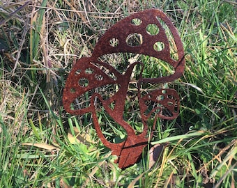 Rusted Mushroom metal Garden art - Handmade rusty garden gifts - Exterior decorative art - Outdoor metal art