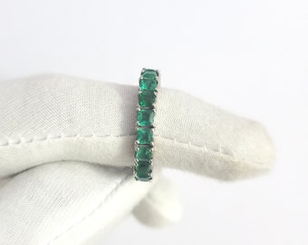 Natural Emerald Eternity Band: 925 Sterling Silver Ring