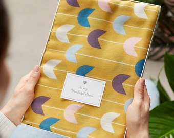 Retro Tulip Print Scarf in Gift Box