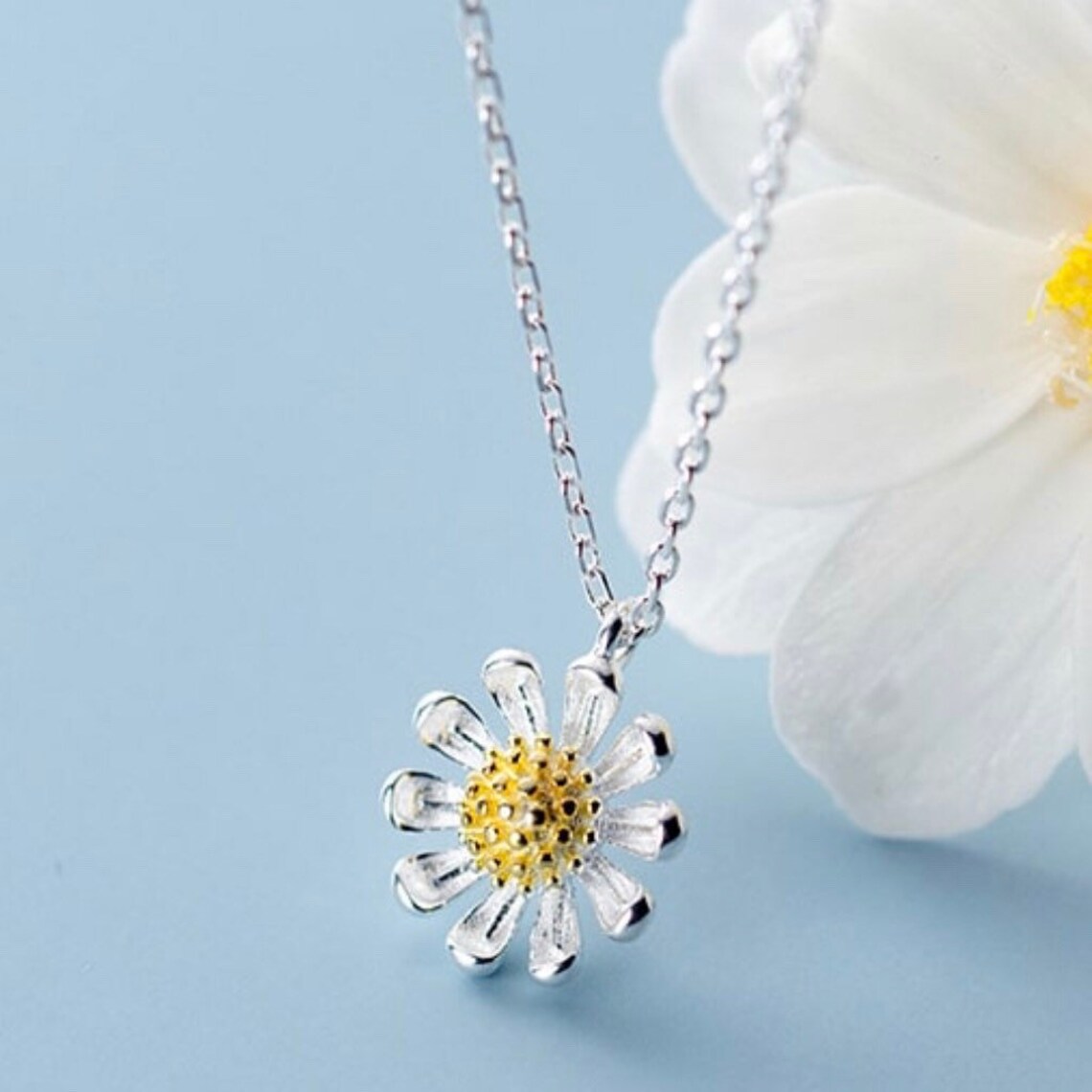 Sterling Silver Daisy Pendant Necklace Etsy UK