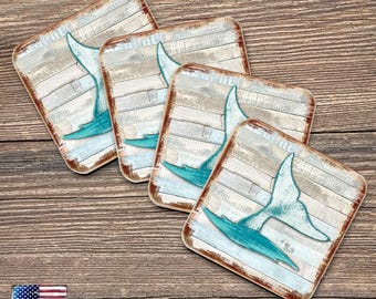 Juego de 4 posavasos con forma de cola de ballena: Coastal Gifts, decoración de mesa escénica náutica, de madera, hechos a mano con corcho, regalo de inauguración de la casa 8198535-9C, fabricado en EE. UU.