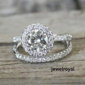 1 Carat Round Engagement Ring for Women, Halo Engagement Ring, Minimalist Ring, Solid Gold Ring, Gift For Her, Moissanite Ring, Gold Ring