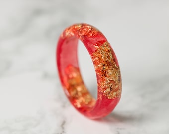 Garnet Red Faceted Resin Ring with Gold Flakes - Resin Stacking Ring - Thin Faceted Band Ring - Minimal Resin Jewelry