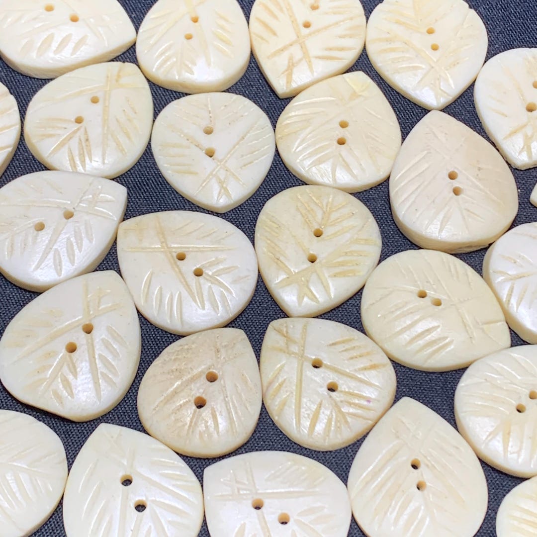 2 Pieces Natural Handmade Bone Buttons, Hand Carved Buttons, Natural ...
