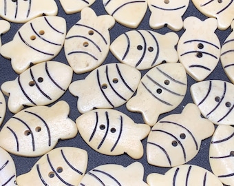 2 Pieces Natural Handmade Bone Buttons, Hand Carved Buttons, Natural Bone 2 Hole Buttons, Antique Fish Buttons, Sewing Buttons
