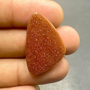 Cabujón de piedra dorada brillante, piedra preciosa Sun Sitara, cabujón de piedra arenisca, piedra preciosa de forma triangular, 31 x 20 x 5 mm, 23 ct