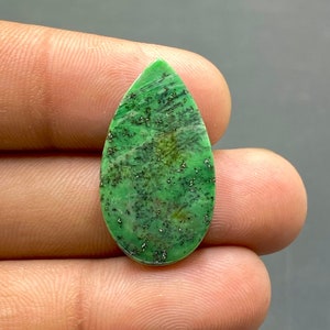 Natürlicher hochwertiger Maw sitzt sitzen Cabochon, Maw sitzen sitzen Jadeit, Birnenform Stein, polierter Edelstein, 28x16x4mm, 19Ct