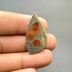100 % naturlig jordnötsobsidian-cabochon, jordnötsobsidian-ädelsten, trumlad sten, handgjord ädelsten, 33 x 17 x 6 mm, 20 ct bild 4