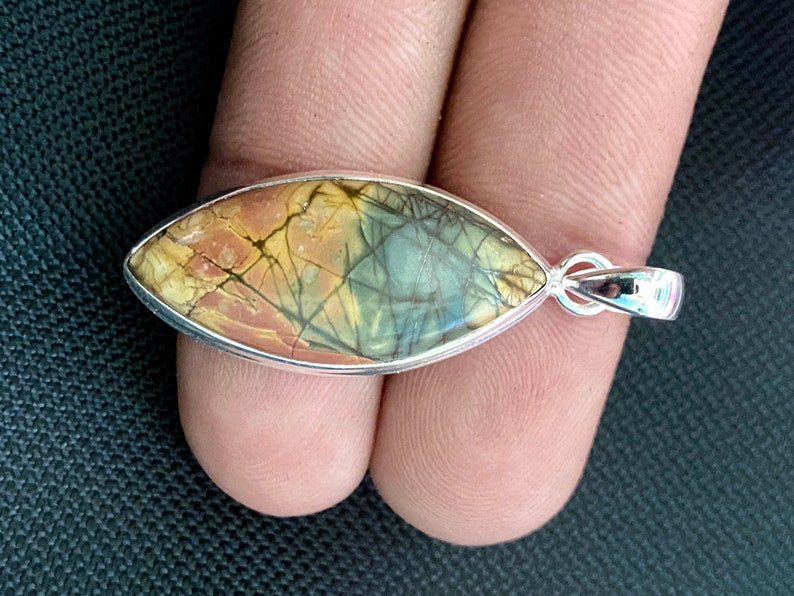 925 Solid Sterling Silver Pendant. Cherry Creek Pendant Marquise Shape Pendant 37x16x7mm Approx