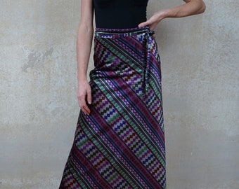 Vintage 60s 70s grandiose maxi skirt panne velvet size. 34/36 XS/S graphic pattern purple gray green shiny velvet skirt ankle length great condition