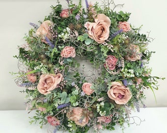 Romantic garden wreath