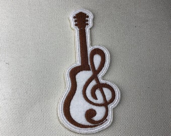 Naszywka na gitarę haftowana