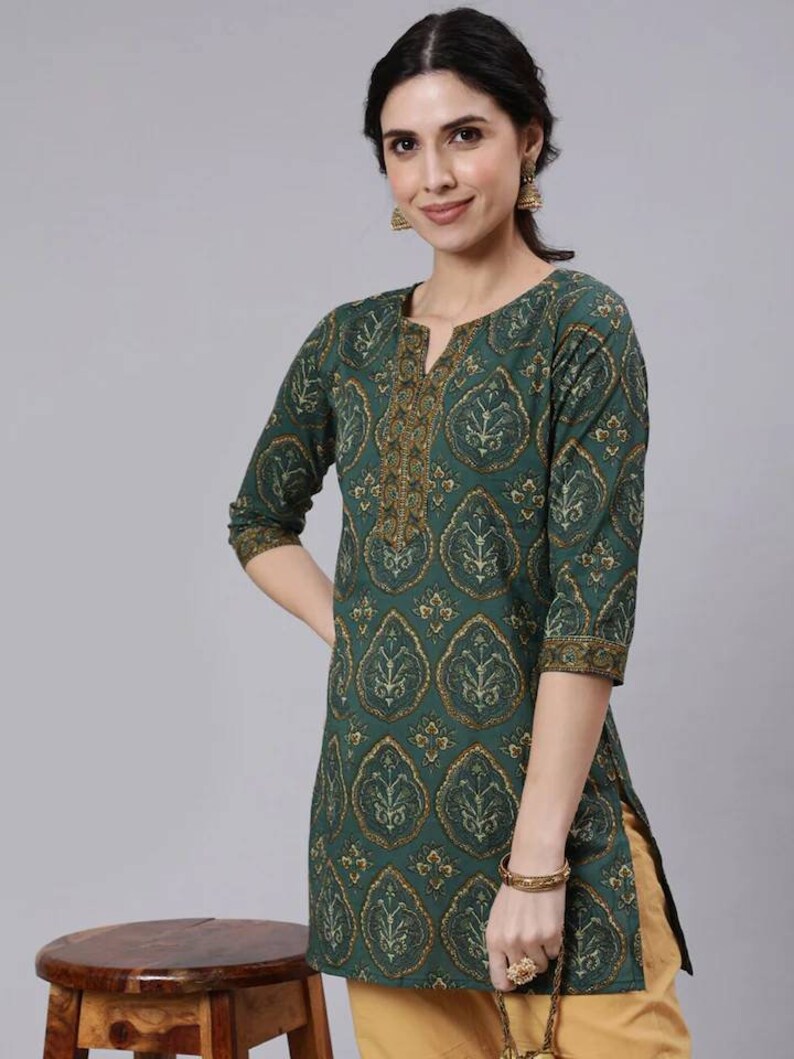 Tunique verte et marron en pur coton à imprimé bloc pour femme Tunique indienne Kurta courte pour femme Boho hippie Haut ethnique pour femme image 1