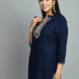 Embroidered Tunic Top For Women Navy Blue Floral Mandarin Collar Short Kurta For Women Indian Tunic Summer Tops Kurtis For Women zdjęcie 6