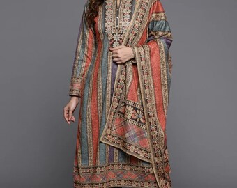 Kashmiri Wolle Kurta Set - Floral bedruckte regelmäßige Perlen und Steine Kurta mit Palazzos & Dupatta - Winter Wear Suit - Weihnachtsgeschenk