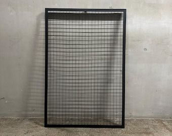 Metal Frame with Mesh 30x30 mm – Industrial Hanging Wall or Ceiling Decoration – Powder Coated Steel