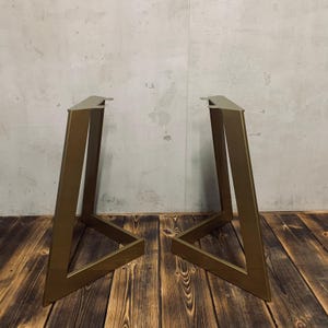 SENSATION Metallbordsben – Anpassade stålben 80x20 mm – Sneda modern design – Välj höjd och färg – Handgjorda i Polen } Guld