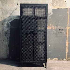 High-Quality Materials: Constructed from crimped metal mesh (5x5mm grid) and perforated steel shelves with a square hole pattern for a sleek, modern look.
