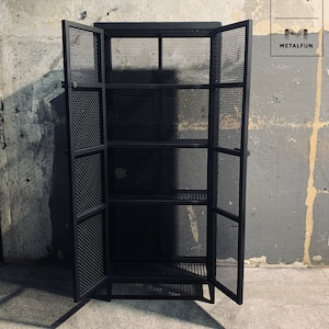 Heavy-Duty Shelves: Each perforated shelf supports up to 60kg, making it perfect for storing heavy items.