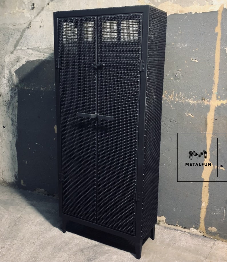 Customizable Options: Available in standard dimensions listed in the ad, but can also be made to your specific measurements. Choose from a variety of colors to match your style.
