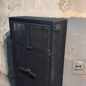 Industrial Metal Mesh Cabinet - Customizable, Durable, and Stylish