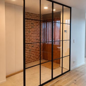 Cloison vitrée sur mesure pour loft | Panneaux fixes à cadre métallique | Séparateur de pièce sur mesure | Finition thermolaquée
