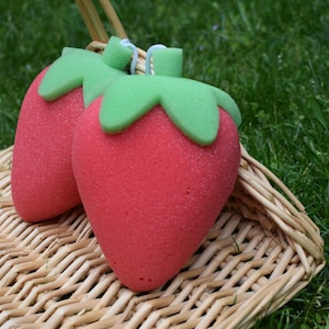 Strawberry Bath Sponges | Cute Fun Bathing Accessories | Eco-Friendly Body Scrubs for Kids & Adults | Perfect Gift Idea