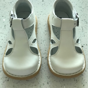 Girls Dress Shoes for Weddings, Parties and Special Occasions | Stylish & Comfortable Girls&#39; Footwear