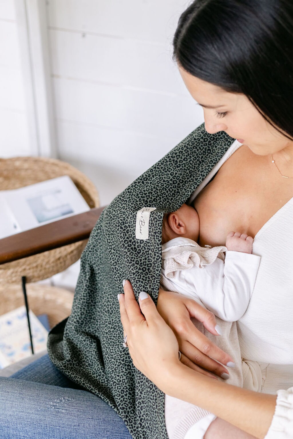 Breastfeeding sling cheap