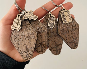 Wood Motel Keychain, Keychain Accessories, Crafter, Gift Ideas, Keys, Crafty, Laser Cut