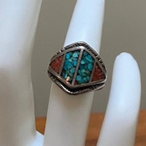 Vintage Navajo Turquoise and Coral Chip Inlay Sterling Silver Ring Size 6 US Native American Southwestern Old Pawn Fred Harvey Era       R15