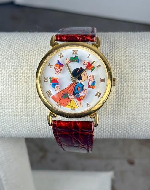 Vintage Pedre Women’s Quartz Watch – Colorful Dial, New Battery Vintage Pedre Women main image 2