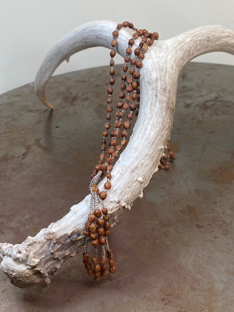 Vintage Womens Glass Seed Bead Belt Lariat Necklace Boho Earthy Granola Cottage Vintage Seed Nut Lariat Necklace With Silver Opaque Glass  main image 2