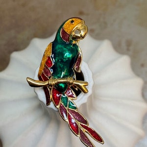 Vintage Colorful Enamel Parrot Bird Brooch Bird Lover Ornithologist Tropical Bird           BP25