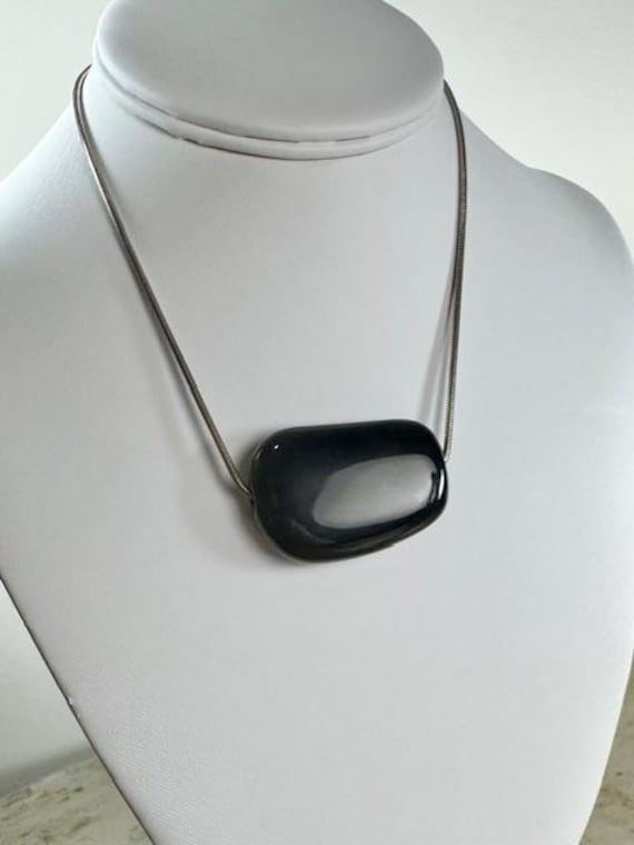 Tiffany & Co. bean ネックレス Elsa Peretti®:Bean® design Pendant in Yellow Gold, 18 mm | Tiffany