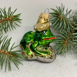 Frog Christmas glass ornament,Mouth blown hand painted glass figurine, Christmas gift, Christmas tree glass ornaments, Christmas 2022