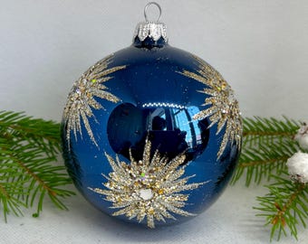 Elegante blaue Glas Winter Dekor Ornament - Festliche handgemachte Glas Weihnachtsverzierung für Winter Dekor