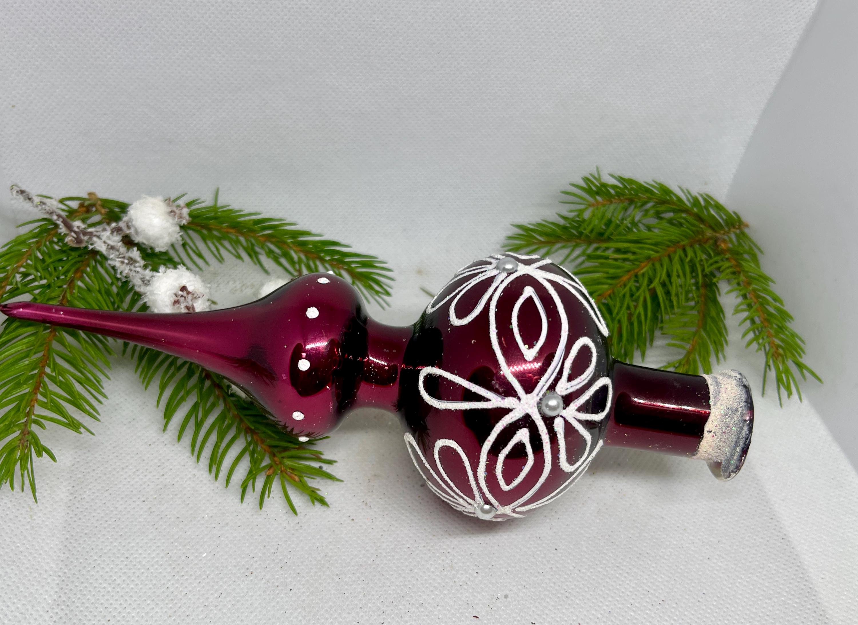Small Burgundy Vintage Christmas Glass Tree Topper 7 Inches  display picture 1