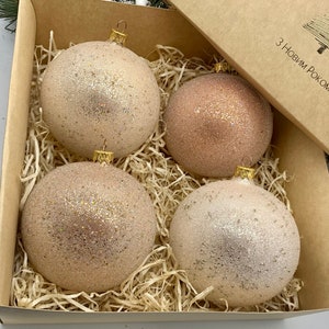 Christmas set of 4 big beige glass balls with gifted box, crafted Glass Christmas balls Handmade Paited,Winter decor, Gifts ideas, Xmas 2025