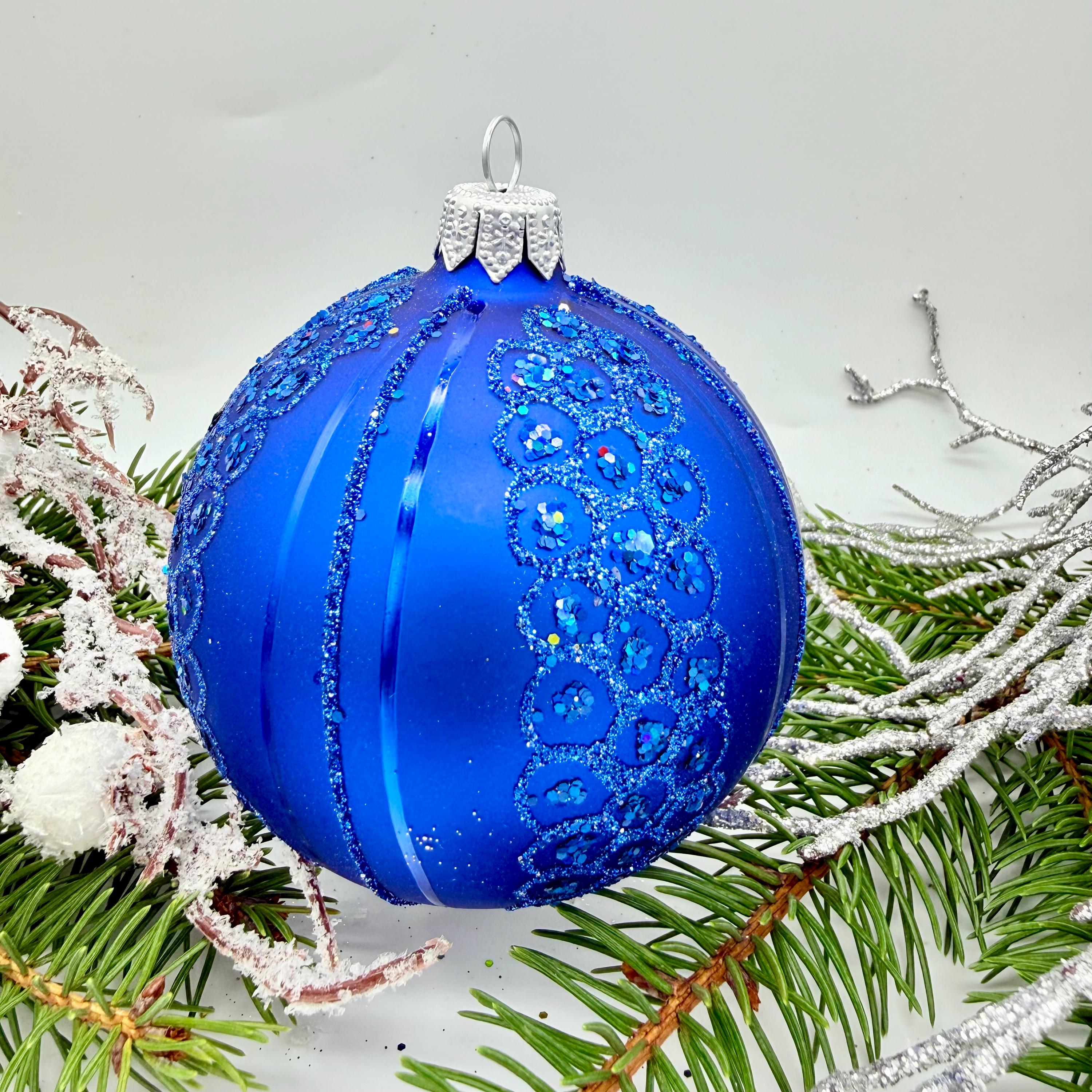 青色の模様入りクリスマスガラスボール、グリッタークリスマス