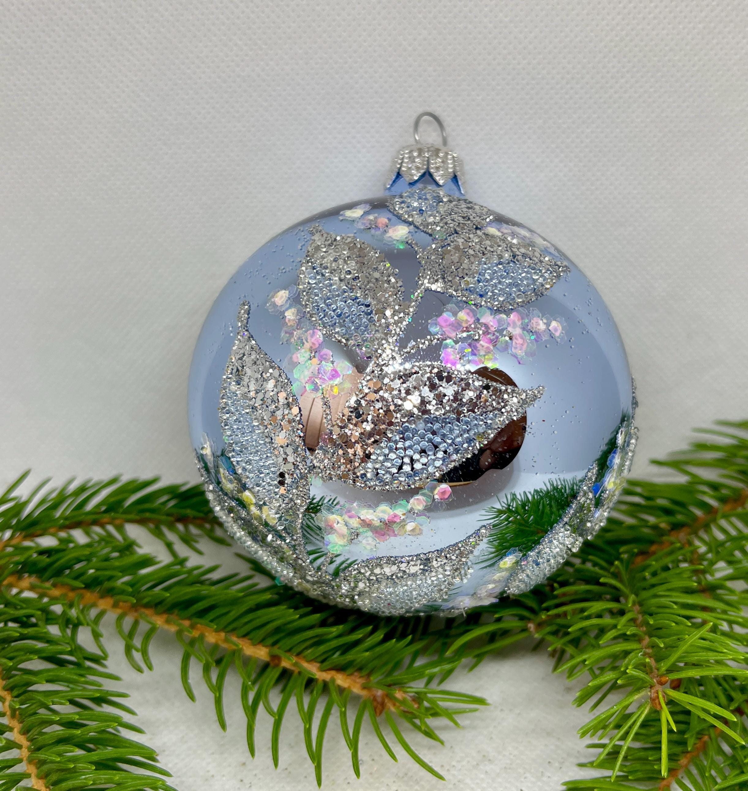 模様付きブルーのクリスマスガラスボール、キラキラのクリスマス