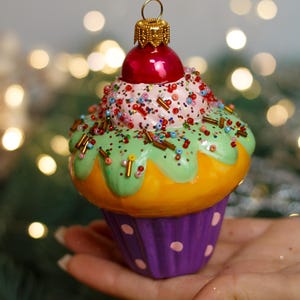 Sweet Cupcake Christmas glass Ball, Glitter Xmas Ornaments, Blown Christmas decor, Handmade  Paited Christmas glass Baubles, Gift 2025