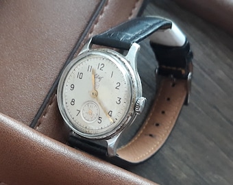 Vintage SVET Mechanical Watch for Men | Retro Wristwatch | Classic Leather Strap | Montre Homme | Manual Wind | Gift for Him