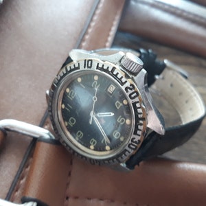 Vintage Mechanical Watch for Men | Retro Wristwatch | Leather Strap | Manual Wind | Gift for Him | Classic Style | Timeless Men’s Accessory