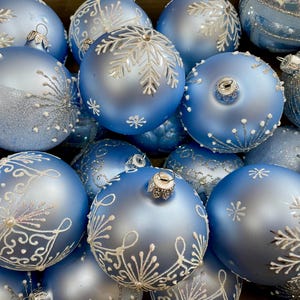 Handcrafted Blue Christmas Glass Ornaments Set - Festive Set of 20 blue Balls Ornaments for Holiday Home Decor 2025, XMAS decorations