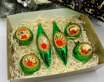 Christmas decor, Handcrafted Christmas Glass Ornaments Set - Festive Set of 6 Ornaments for Holiday Home Decor 2024
