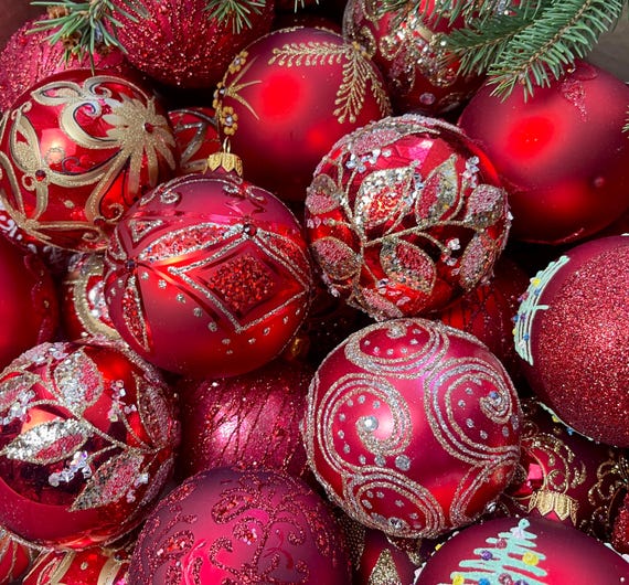 Handgefertigtes Weihnachtskugel-Set aus Glas – Festliches Set mit 10 roten Kugeln für die Weihnachtsdekoration, Weihnachten 2026