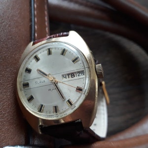 Vintage Mechanical Watch for Men | Retro Wristwatch | Leather Strap | Manual Wind | Gift for Him | Classic Style | Timeless Men’s Accessory