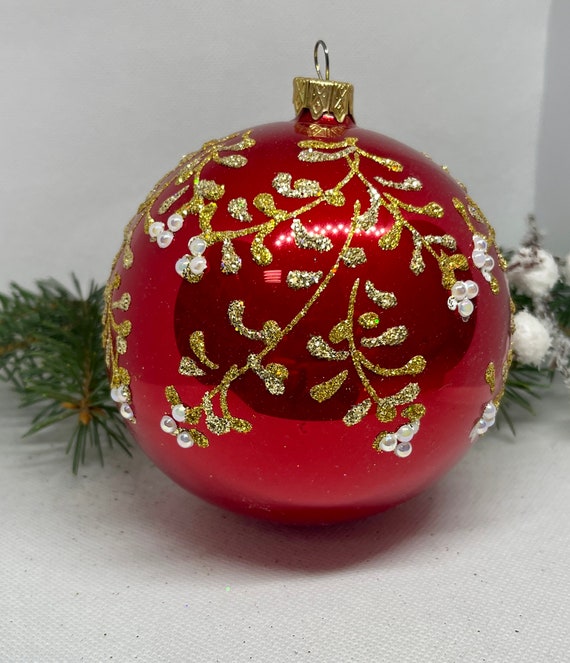 Big red best sale christmas balls