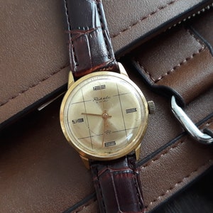 Vintage watch, Raketa watch, montre homme, Wrist watches for men, watch vintage, Mechanical watch, Retro watch,  men watch